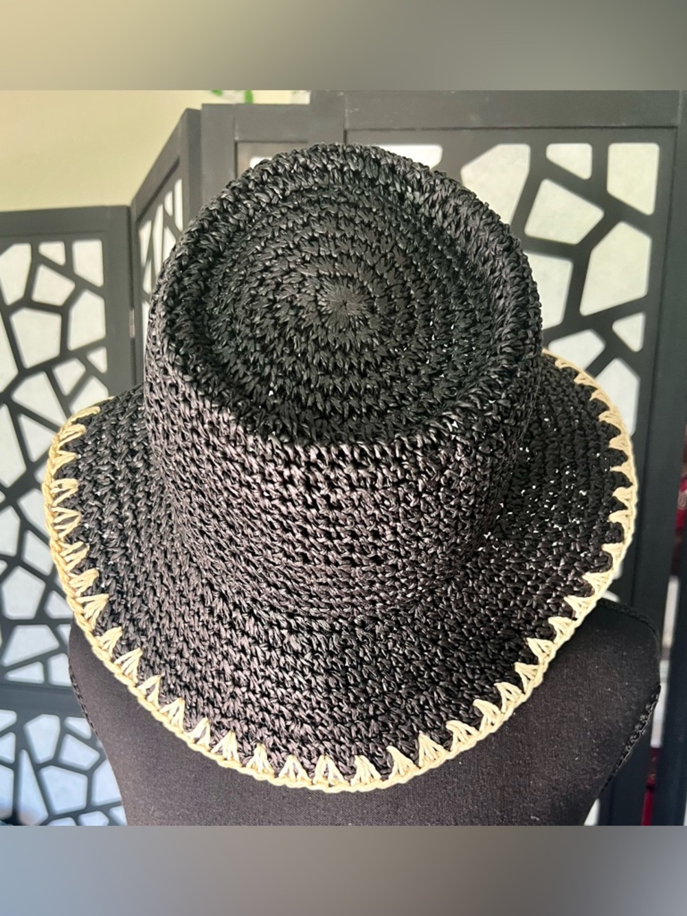 INC International Concepts Black/Cream Crochet Raffia Sun Hat with Natural Trim